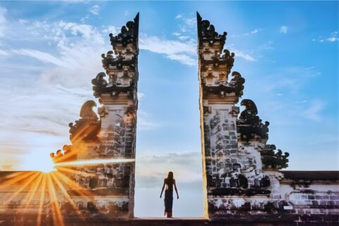 Bali 5-Day Overnight Tour: Ubud, East Bali, Lovina Dolphins & Munduk Jungle Explorer